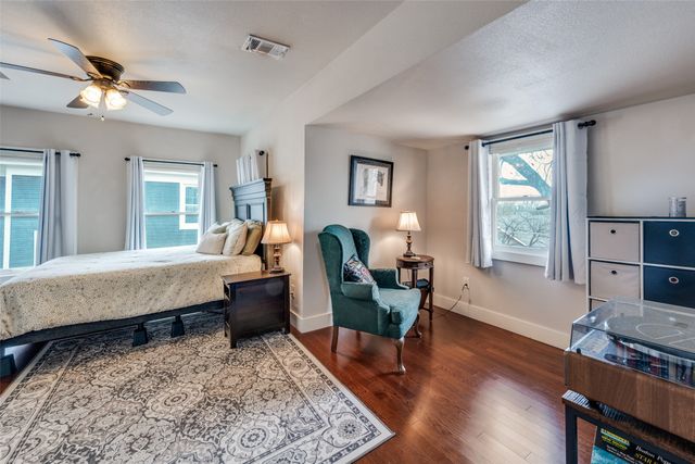 2236 Alston Avenue, Fort Worth, TX 76110