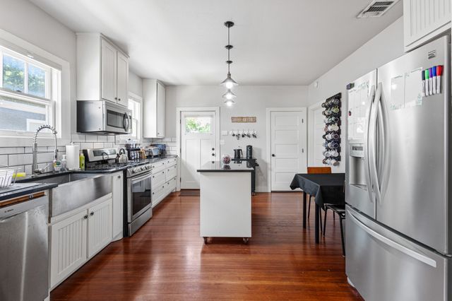 2236 Alston Avenue, Fort Worth, TX 76110