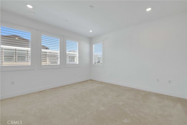 426 Lobata, Irvine, CA 92618