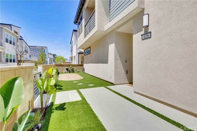 426 Lobata, Irvine, CA 92618