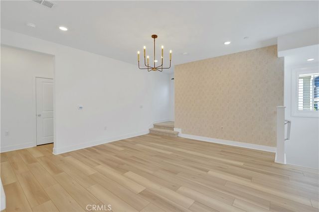 426 Lobata, Irvine, CA 92618