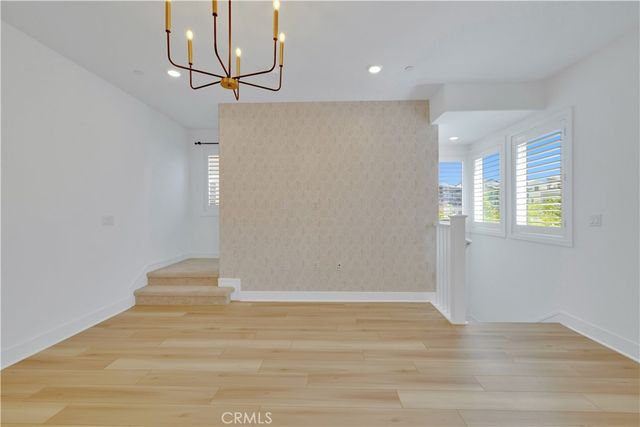 426 Lobata, Irvine, CA 92618