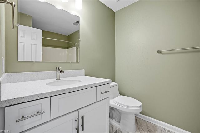 2524 Hidden Shores Dr Apt 104, Virginia Beach, VA 23454