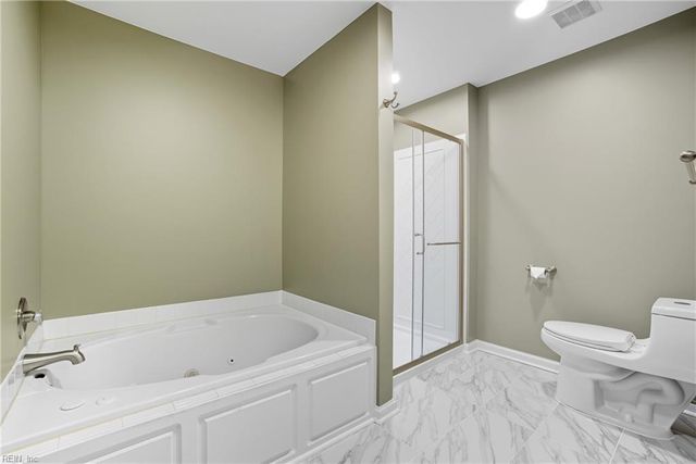 2524 Hidden Shores Dr Apt 104, Virginia Beach, VA 23454