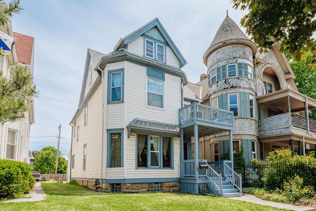932 S Layton BOULEVARD, Milwaukee, WI 53215