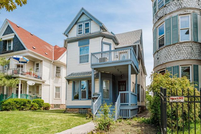 932 S Layton BOULEVARD, Milwaukee, WI 53215