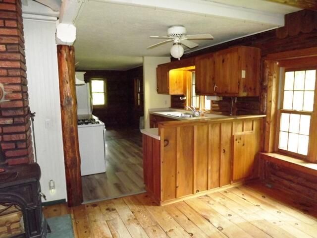 1908 S 186th Avenue, Hesperia, MI 49421