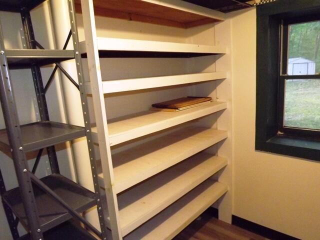 1908 S 186th Avenue, Hesperia, MI 49421