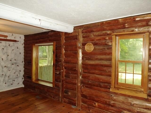 1908 S 186th Avenue, Hesperia, MI 49421