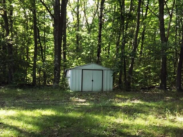 1908 S 186th Avenue, Hesperia, MI 49421