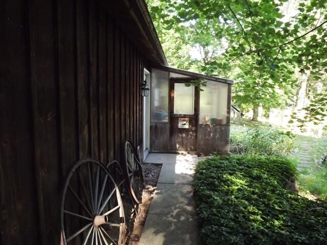 1908 S 186th Avenue, Hesperia, MI 49421