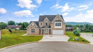5649 Belle Maison Lane, Knoxville, TN 37920