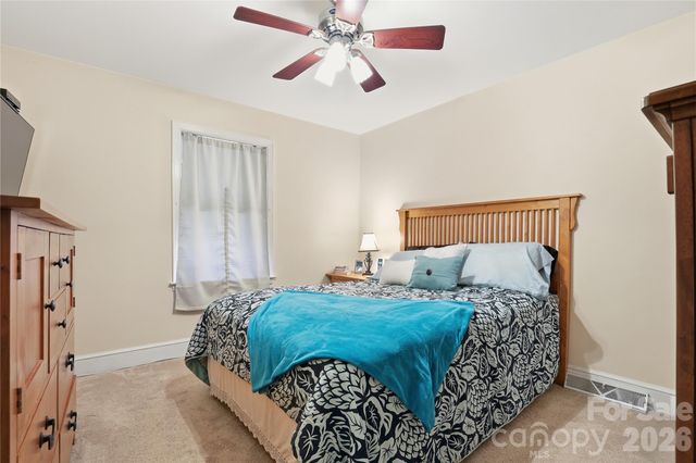 3115 Mathis Drive, Charlotte, NC 28208