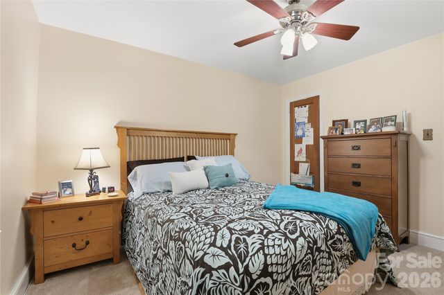 3115 Mathis Drive, Charlotte, NC 28208