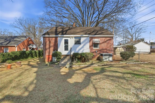 3115 Mathis Drive, Charlotte, NC 28208