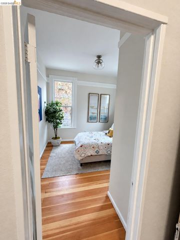 1324 Burnett, Berkeley, CA 94702