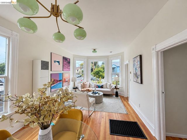 1324 Burnett, Berkeley, CA 94702
