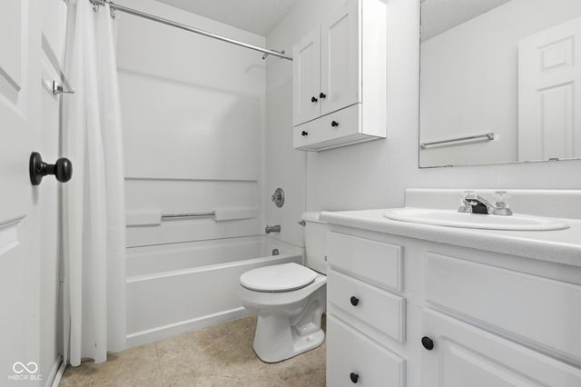 12670 E 131st Street, Fishers, IN 46037