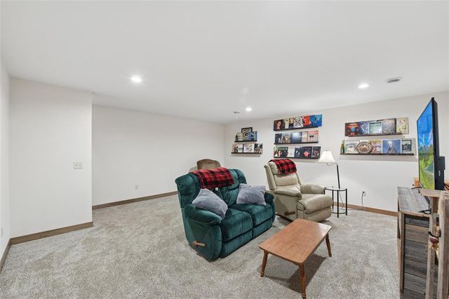 1352 Juniper Place, Eau Claire, WI 54703