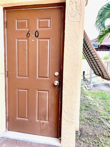 6866 NW 173rd Dr 610, Hialeah, FL 33015