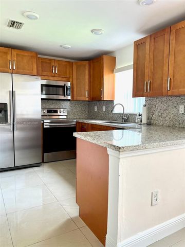 6866 NW 173rd Dr 610, Hialeah, FL 33015