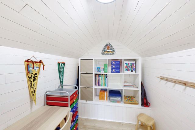 1309 Arlington Avenue W, Saint Paul, MN 55108