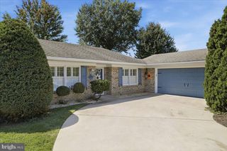 1047 BENJAMIN PL, Hagerstown, MD 21742