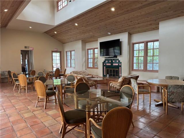 7532 Seaspring 201, Huntington Beach, CA 92648