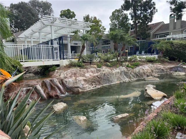 7532 Seaspring 201, Huntington Beach, CA 92648