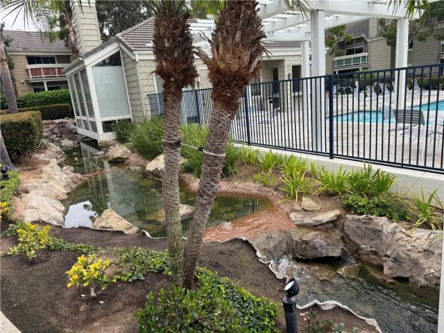 7532 Seaspring 201, Huntington Beach, CA 92648