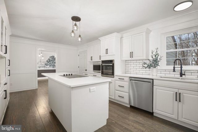 306 CLYDESDALE CT, Spotsylvania, VA 22551