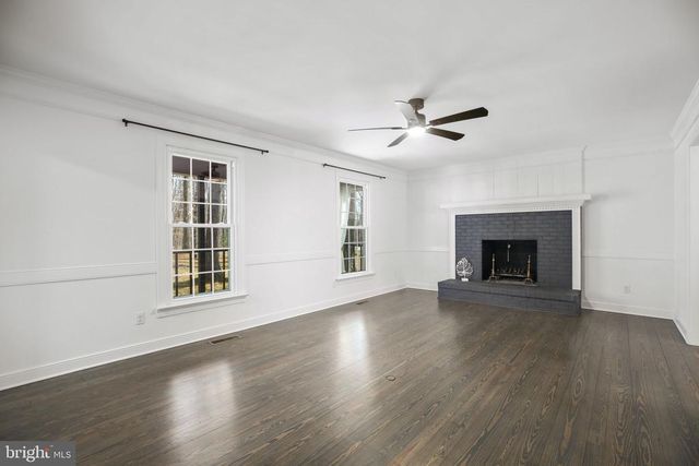 306 CLYDESDALE CT, Spotsylvania, VA 22551