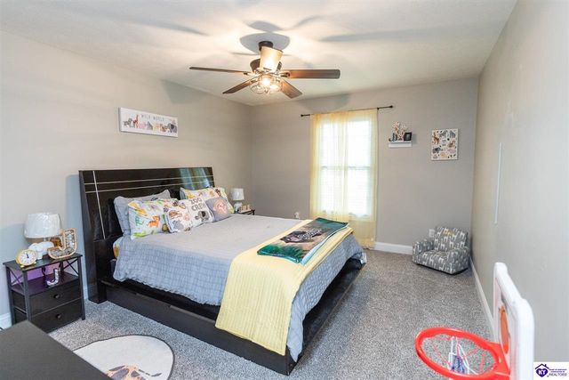 234 Royal Birkdale Court, Vine Grove, KY 41075