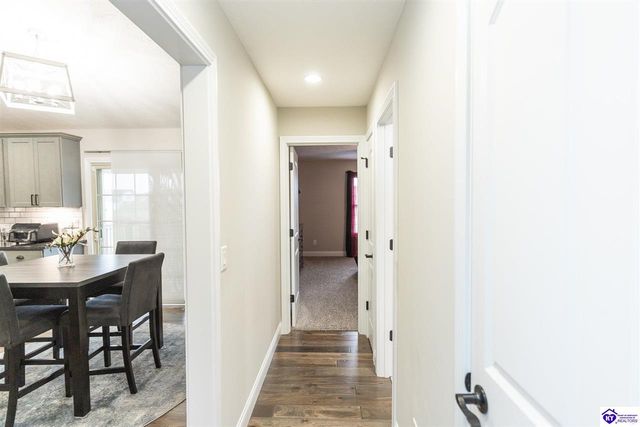 234 Royal Birkdale Court, Vine Grove, KY 41075