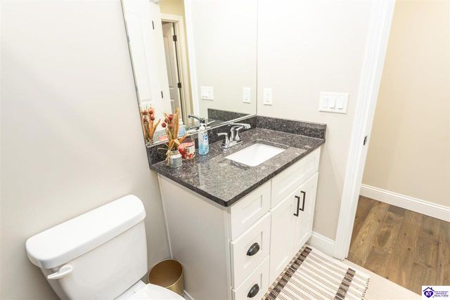 234 Royal Birkdale Court, Vine Grove, KY 41075