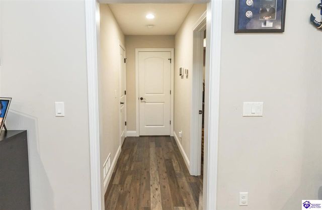 234 Royal Birkdale Court, Vine Grove, KY 41075