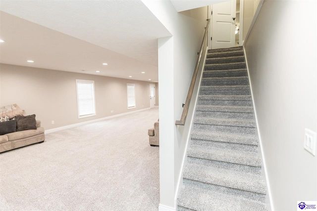 234 Royal Birkdale Court, Vine Grove, KY 41075