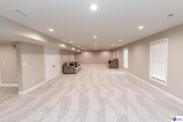 234 Royal Birkdale Court, Vine Grove, KY 41075