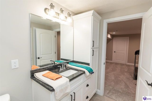 234 Royal Birkdale Court, Vine Grove, KY 41075