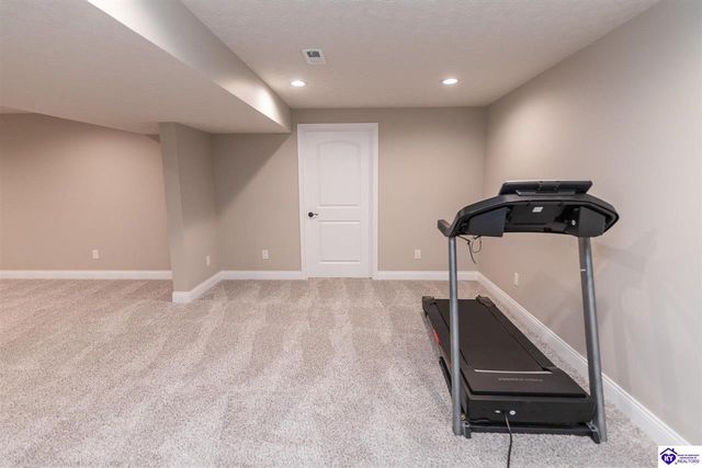 234 Royal Birkdale Court, Vine Grove, KY 41075