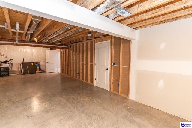 234 Royal Birkdale Court, Vine Grove, KY 41075