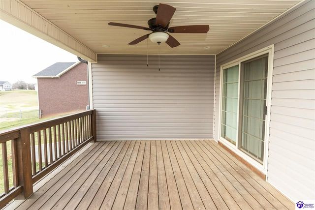 234 Royal Birkdale Court, Vine Grove, KY 41075