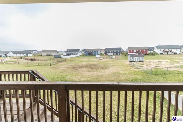 234 Royal Birkdale Court, Vine Grove, KY 41075