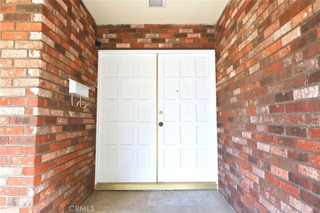 2145 Fairview Avenue, Riverside, CA 92506