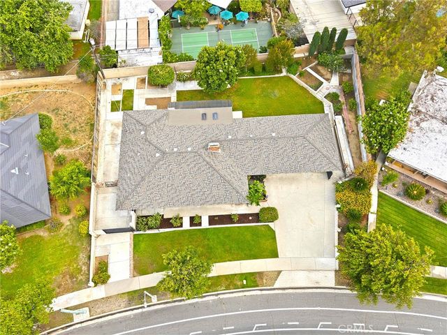 2145 Fairview Avenue, Riverside, CA 92506