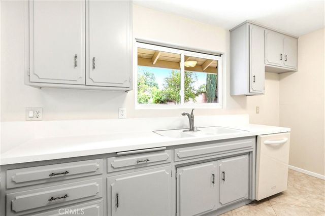 2145 Fairview Avenue, Riverside, CA 92506