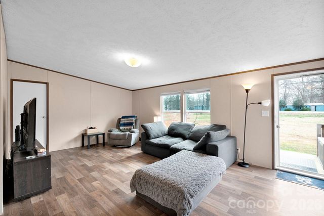 812 Dallas Spencer Mtn Road, Dallas, NC 28034