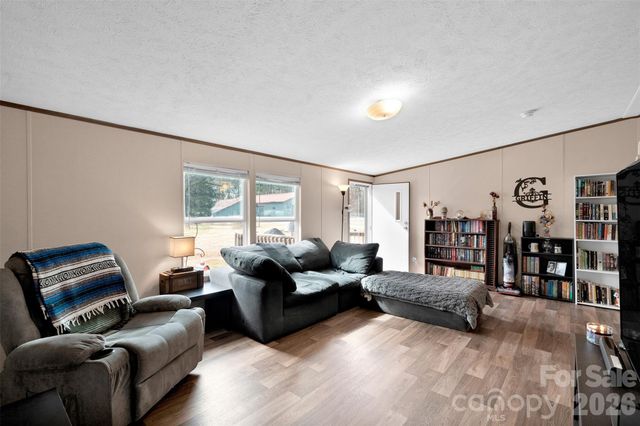 812 Dallas Spencer Mtn Road, Dallas, NC 28034