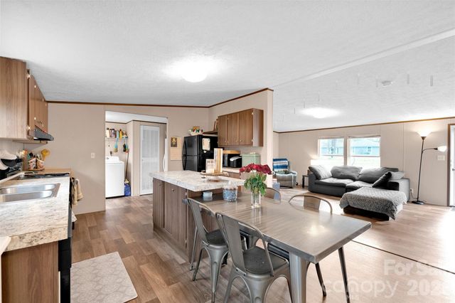 812 Dallas Spencer Mtn Road, Dallas, NC 28034