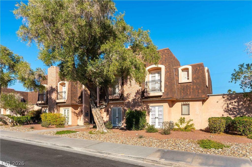 1301 East St Louis Avenue C, Las Vegas, NV 89104 — exterior